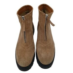 Womens Matisse by Urban Outfitters Margot Sip Leather Bootie in Taupe Brown 9